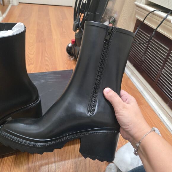 INC Everett Black Platform Rain Boots NWB Size 9 - Picture 7 of 10